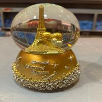 effel tower in globe